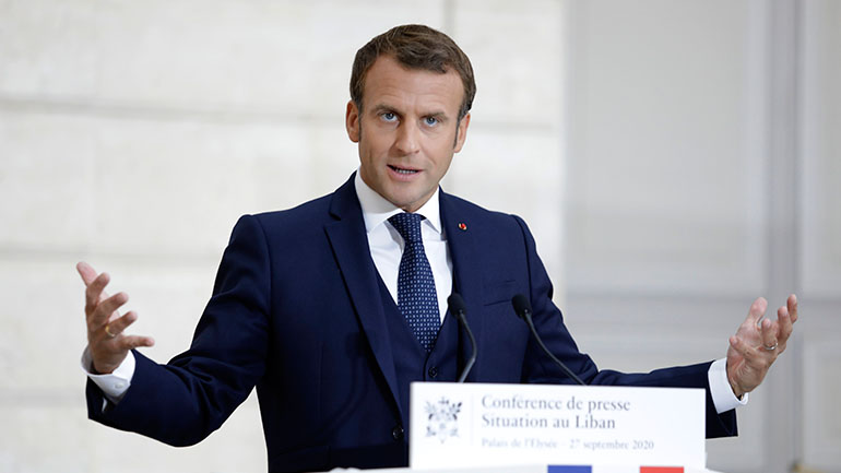 Ε. Μακρόν: «Ποτέ δεν έχουμε ζητήσει τόσες θυσίες» από τους νέους